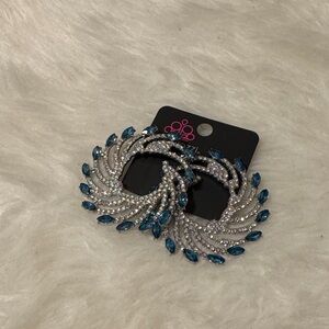 🛍️Dazzling Blue and Silver Earrings